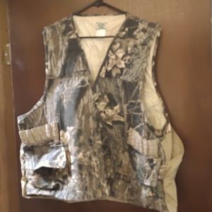 Men's Ozark trail camouflage hunting vest 2XL